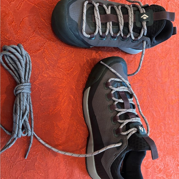 Black Diamond Women’s Mission LT Performance Shoes - Black and Purple - Picture 1 of 13